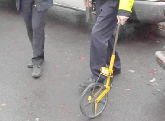 Pietoni, implicaţi în accidente rutiere: au traversat prin locuri nepermise